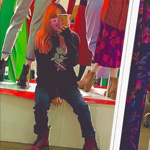 Meet your Posher, Alexandra